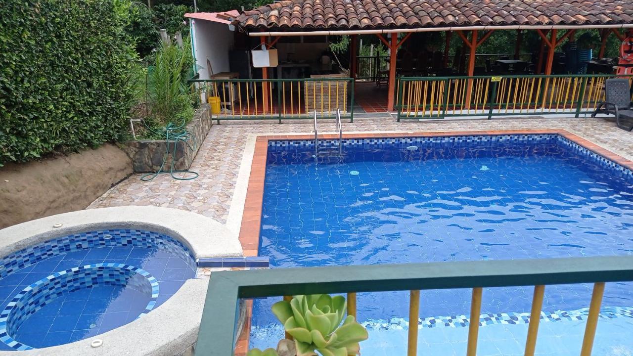 Finca Hotel Villa Mariana 蒙特内哥罗 外观 照片